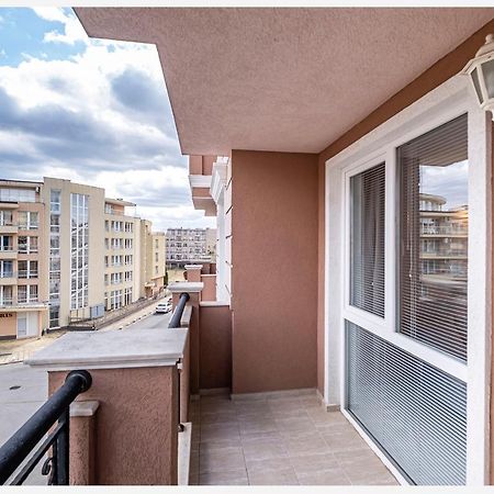 Casa Rossa 2 Lägenhet Slăntjev Brjag Exteriör bild